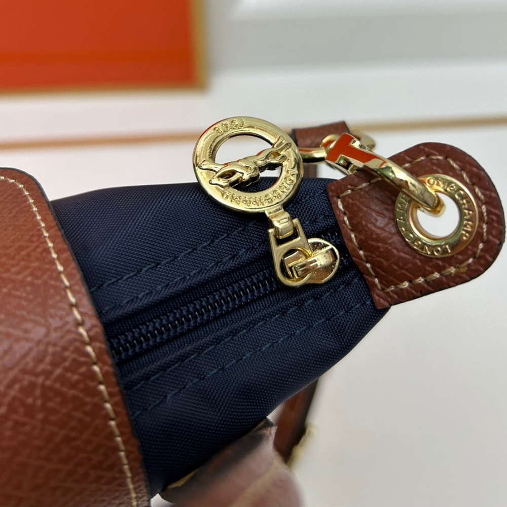 NWT Longchamp Navy Blue and Brown Crossbody Bag - Picture 5 of 9